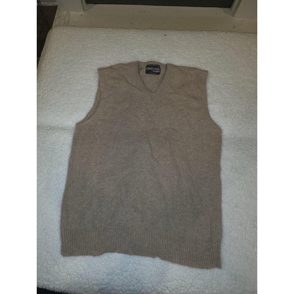 Campus Studio One Sweater Vest Men Size Large Sleeveless V-Neck Carnoustie Brown